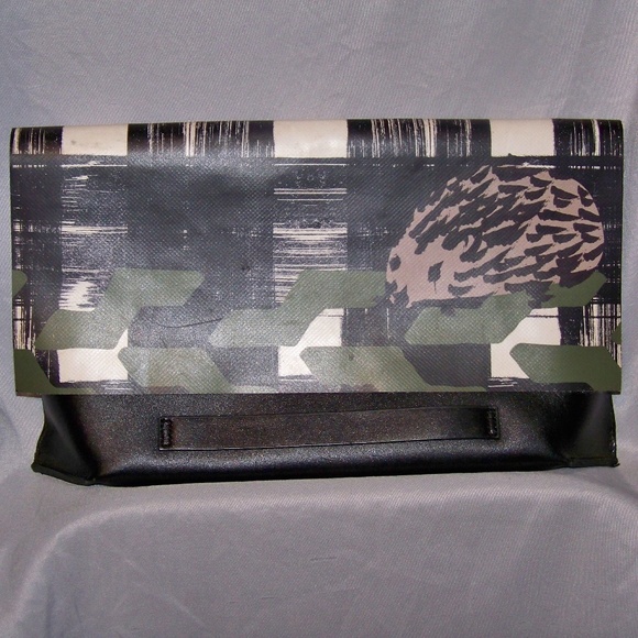 Kestrel clutch - Picture 1 of 2